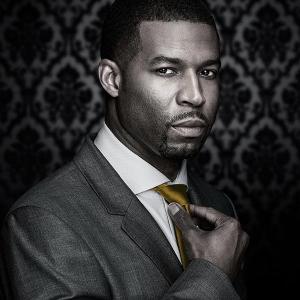 Robert Riley headshot